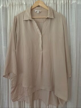 Plain Beige Split-Neck Layered Blouse